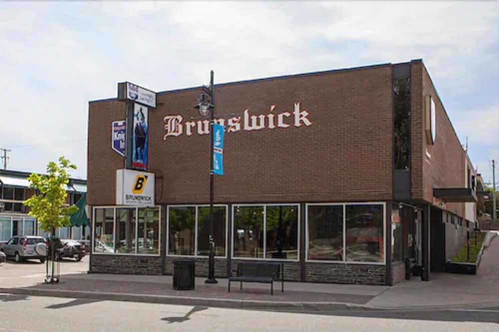 The Brunswick Hotel Complex Parry Sound Exterior foto